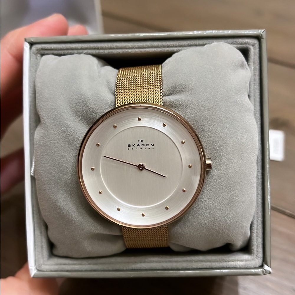 Rose gold Skagen watch